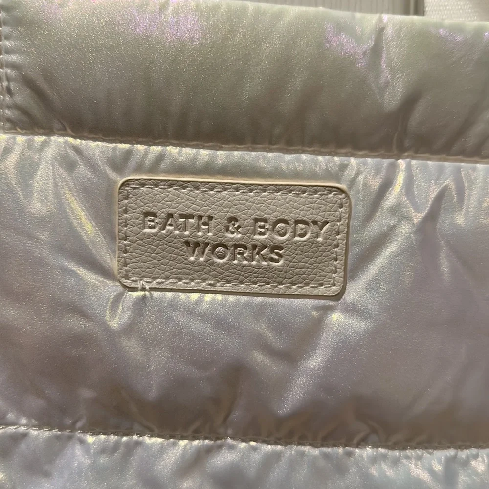 White iridescent winter Bath and Body works tote bag nwt